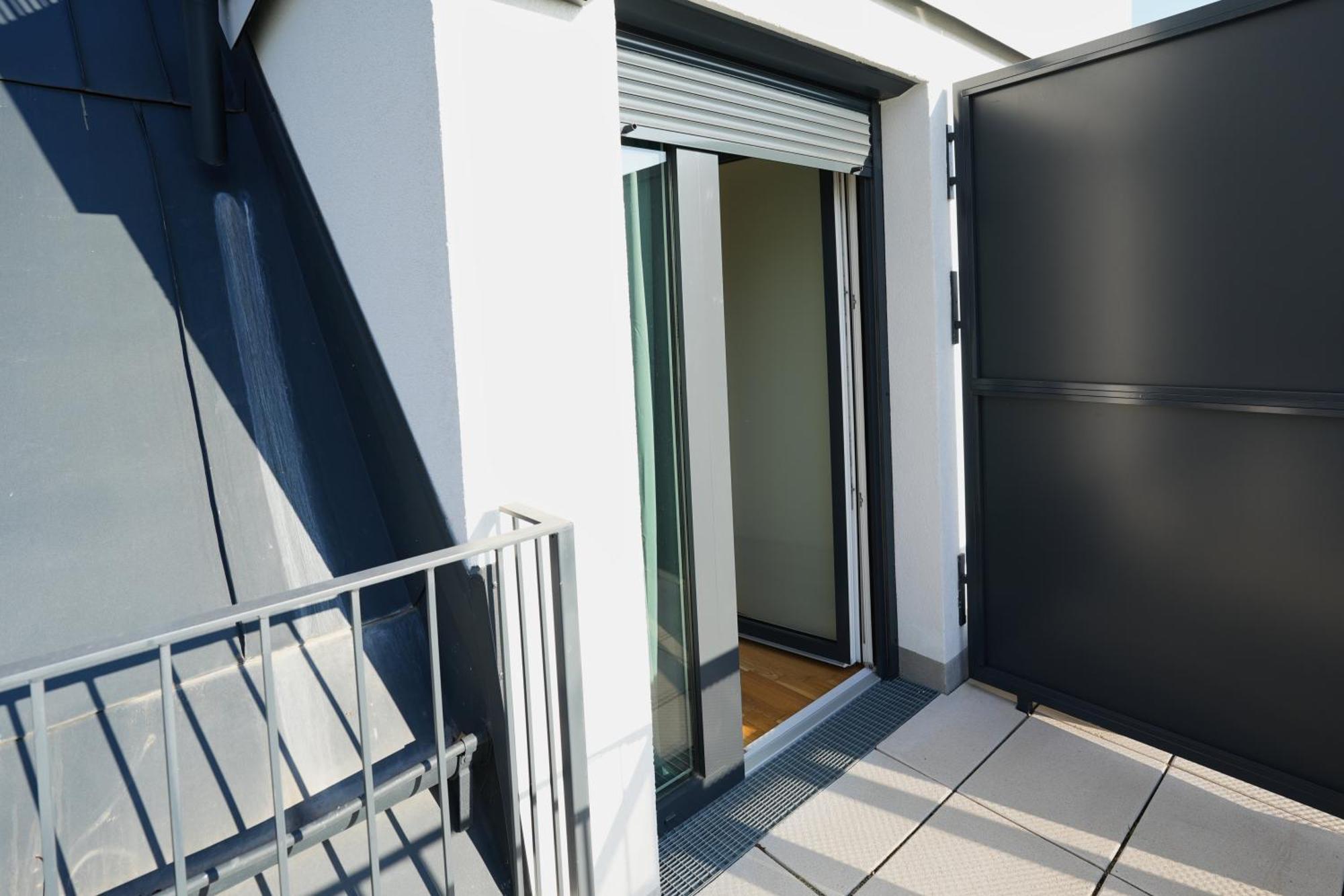 Modern Design Meets Green Comfort - Stay In Style At Carl'S Design Residences L Parking & Great Connection To City Center Viena Exterior foto